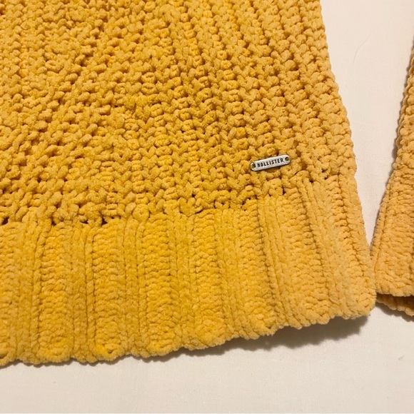 Hollister Chunky Cropped Yellow Sweater Womens Size Large - Picture 7 of 16